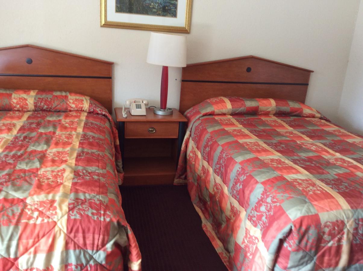 Budget Inn Ocala Buitenkant foto